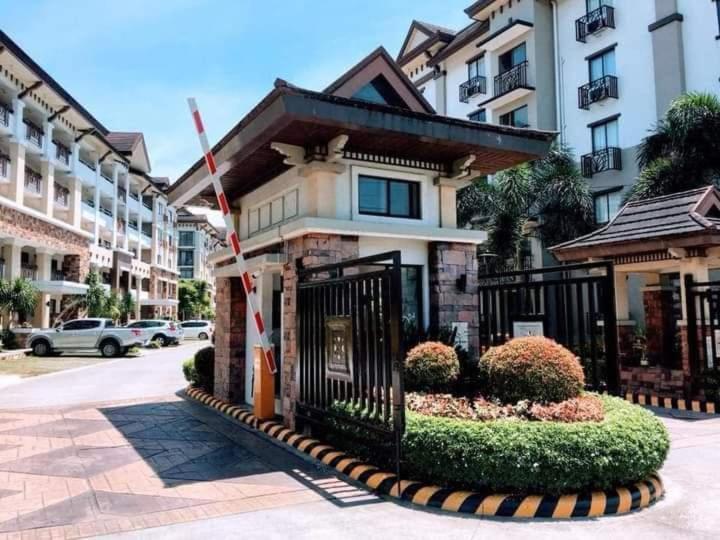 1Bedroom One Oasis Condo Fullyfurnished Davao Stadt Exterior foto